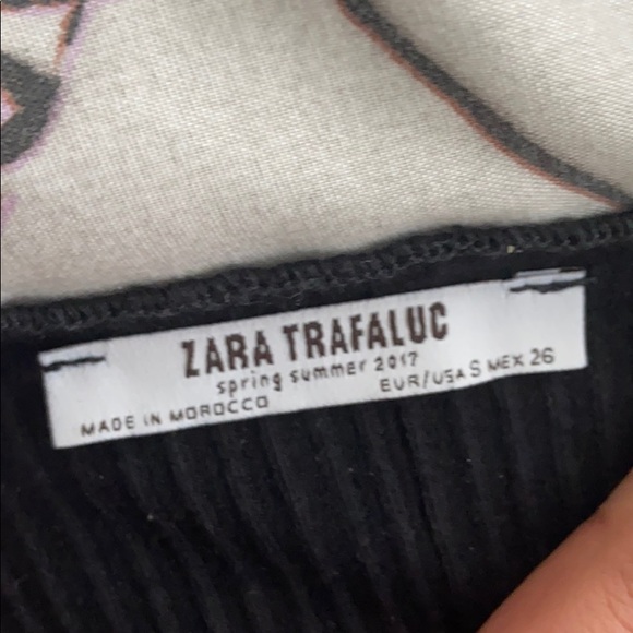 Black Crop Top - Picture 2 of 2